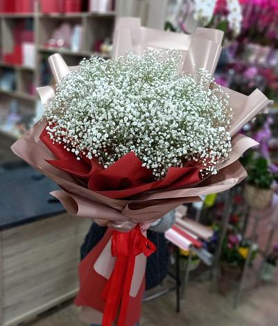 Букет цветов из: Гипсофила в Добровольном