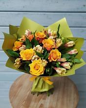Букет цветов из:  Альстромерии и Розы в Добровольном