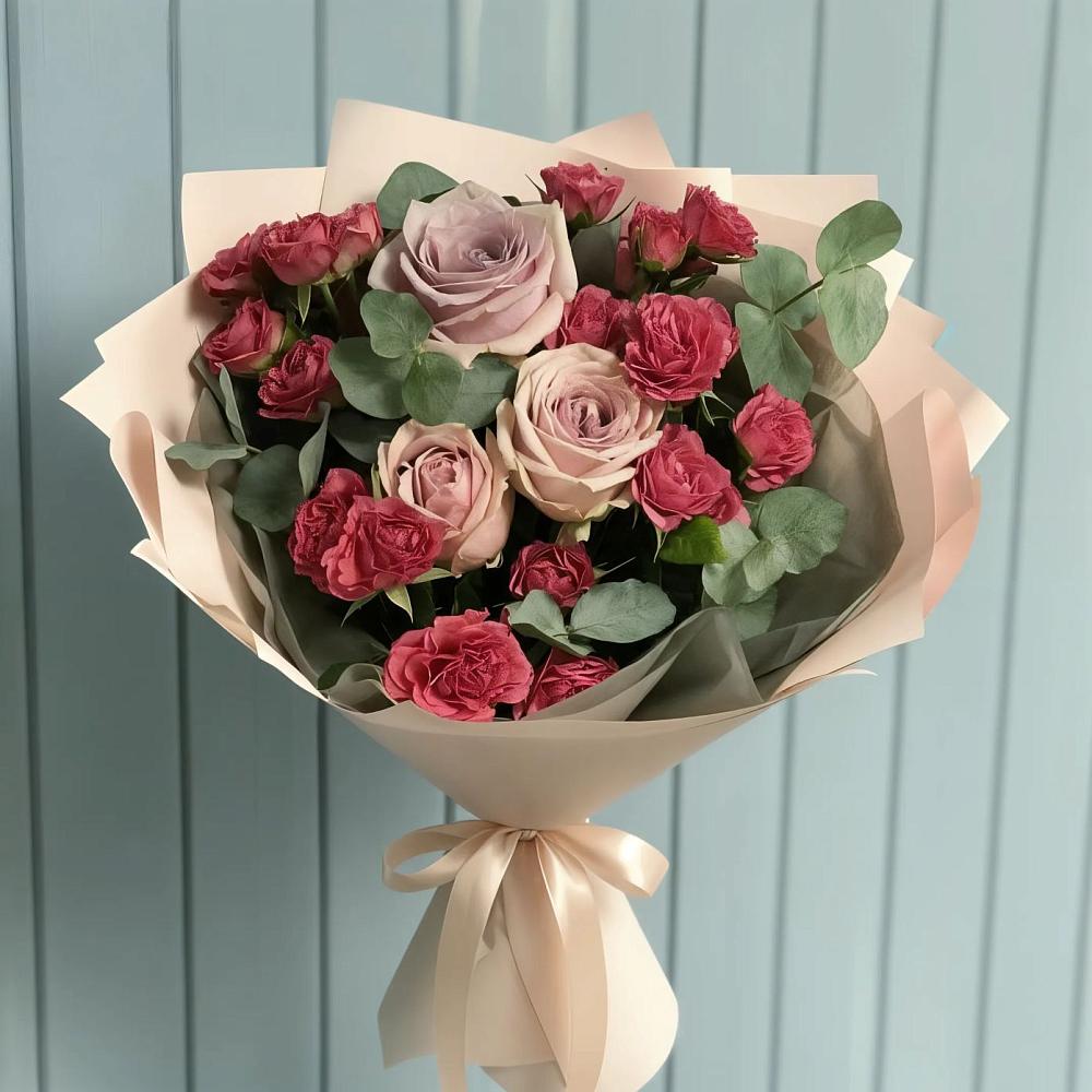 Букет цветов из: Гвоздики и Розы в Добровольном