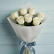 Букет 7 Белых роз Эдлесс Лав в Добровольном