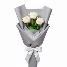 Букет 3 белые розы #REPLACE_PRED# Добровольном