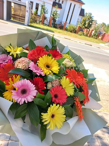 Букет цветов из: Герберы в Добровольном