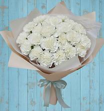 Букет цветов из:  Гвоздики в Добровольном