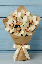 Букет цветов из:  Орхидеи и Розы #REPLACE_PRED# Добровольном